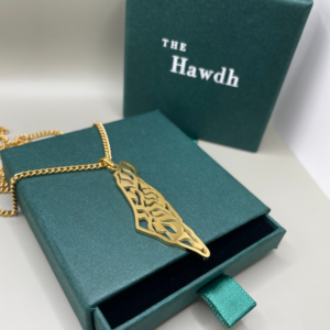 palestine petals necklace
